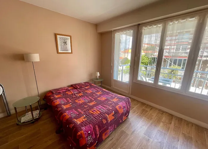 Agreable Proche Et Marche, Parking Inclus! - Fr-1-92-694 * Ле-Сабль-д’Олон